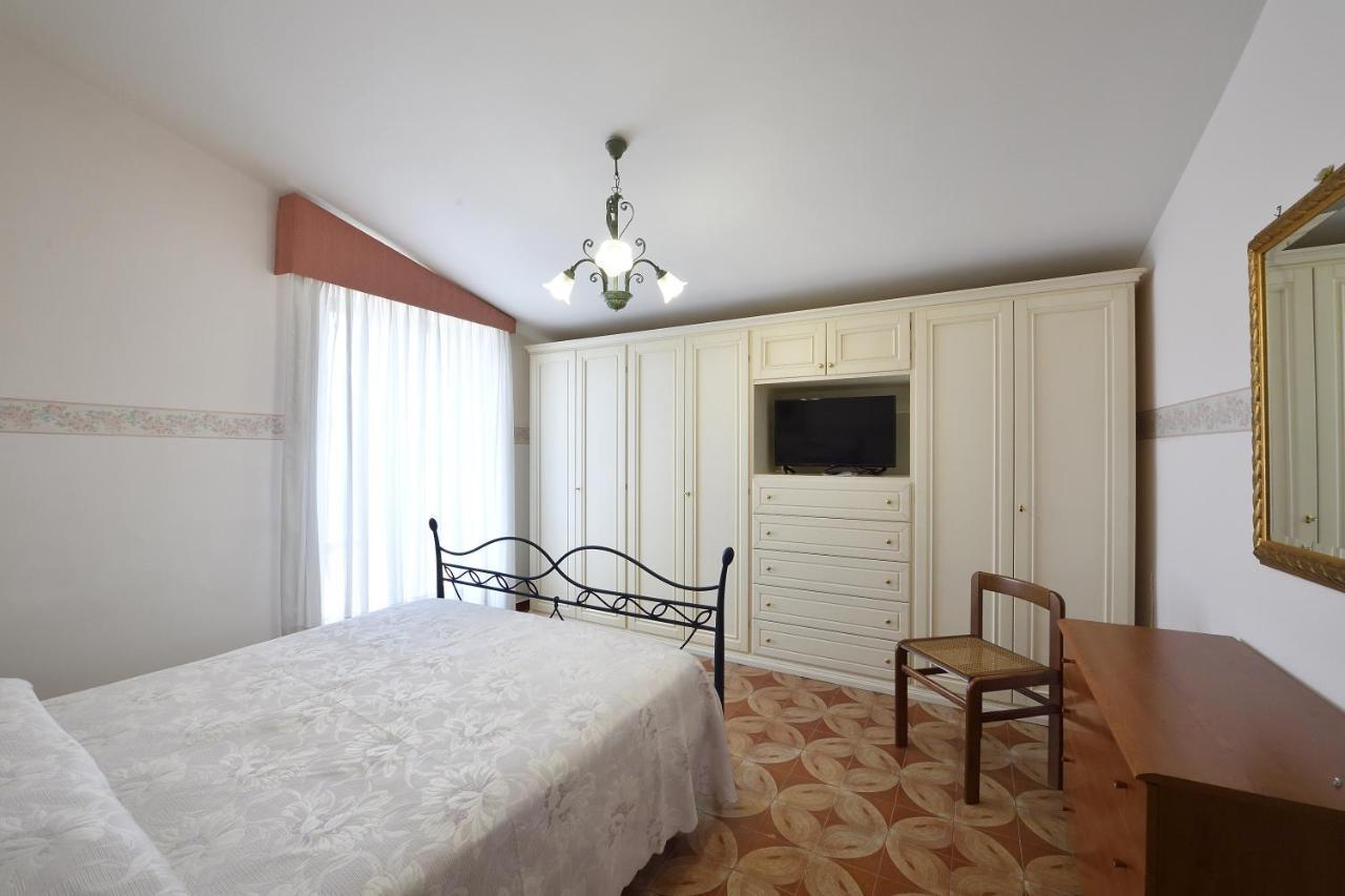Villa Dafne Mare Fondi Sperlonga Екстер'єр фото